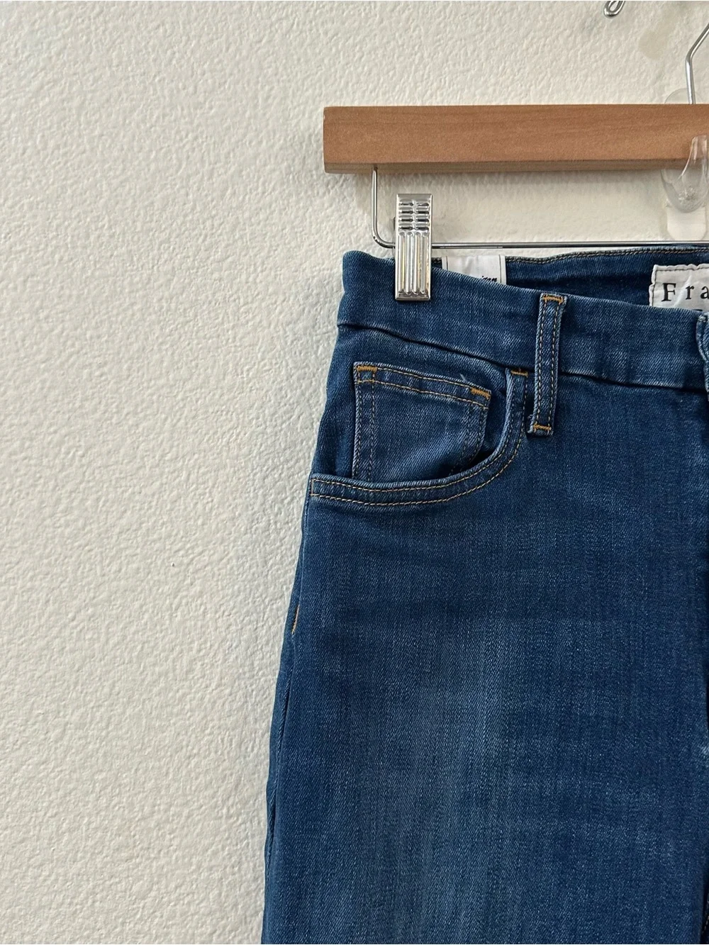 Frank & Eileen Flannigan Flare Jeans‎ Size 28 Italian Power Denim Raw Hem